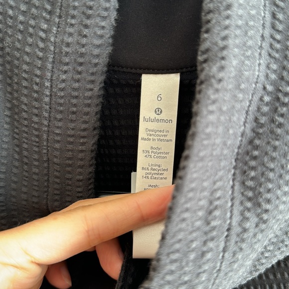 Lululemon x Peloton quarter zip - Picture 3 of 3